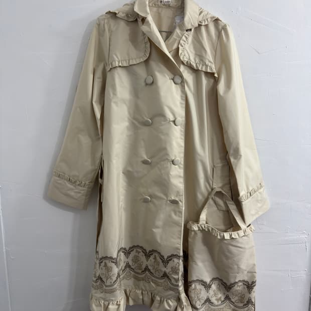 axes femme lovely trench coat