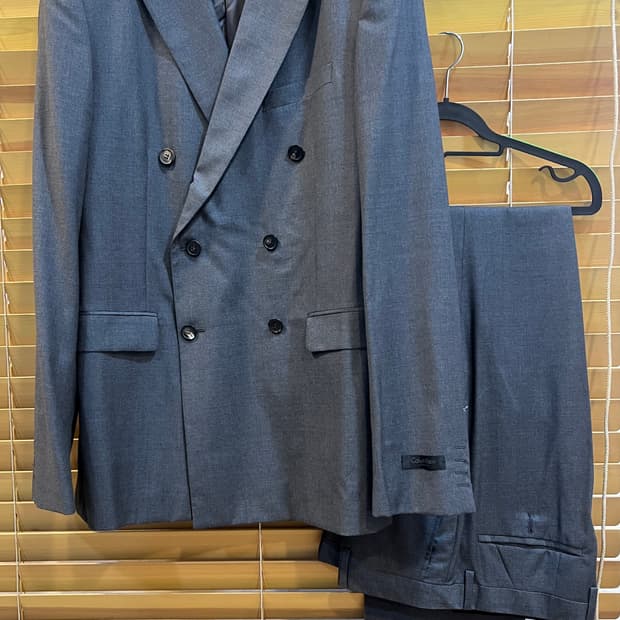 캘빈클라인  남성 그레이 울정장셋업 
