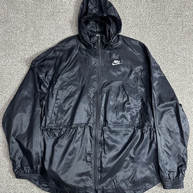 나이키 런닝 바람막이 L