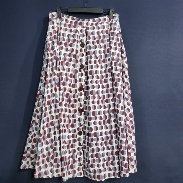 지스튜디오 패턴 맥시스커트
