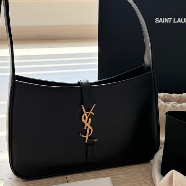 입생로랑 5a7 호보백 일반사이즈