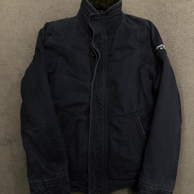 아베크롬비 울프죠 덕 자켓 처분 