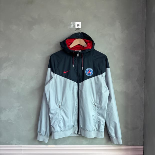 나이키 윈드러너 파리 생제르망 바람막이 