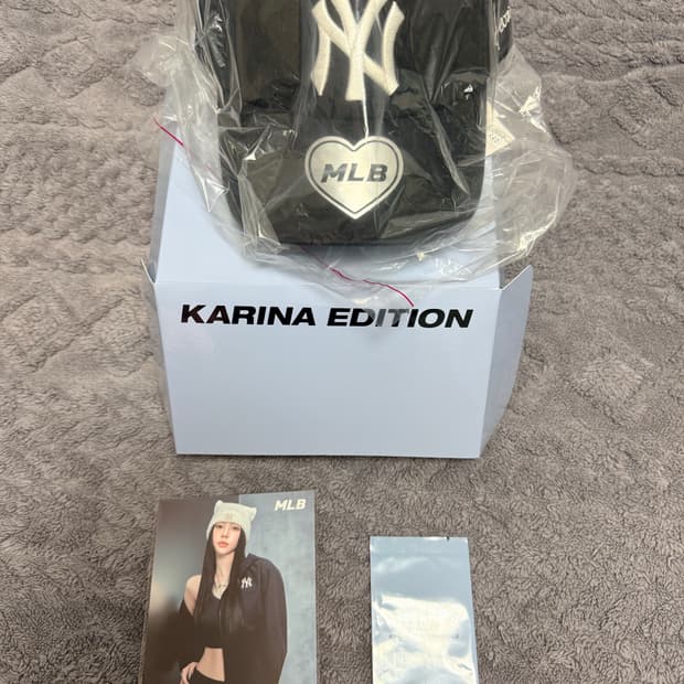 mlb 카리나 에디션 v2 블랙 모자 팝니다(새상품)