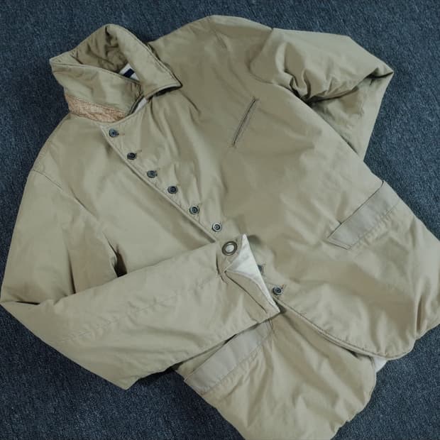 캐피탈 더블 브래스트 패드 자켓