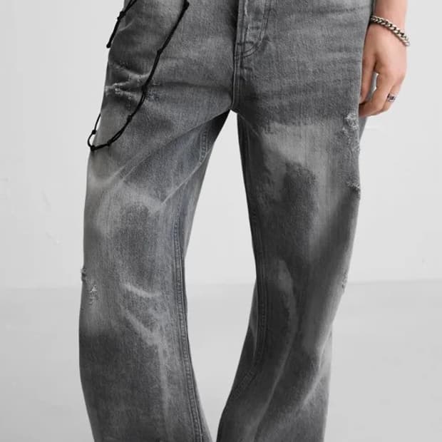 자라 그레이 워싱 배기 플레어 진 데님