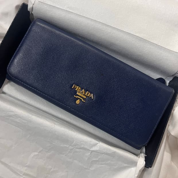 프라다 사피아노 장지갑 