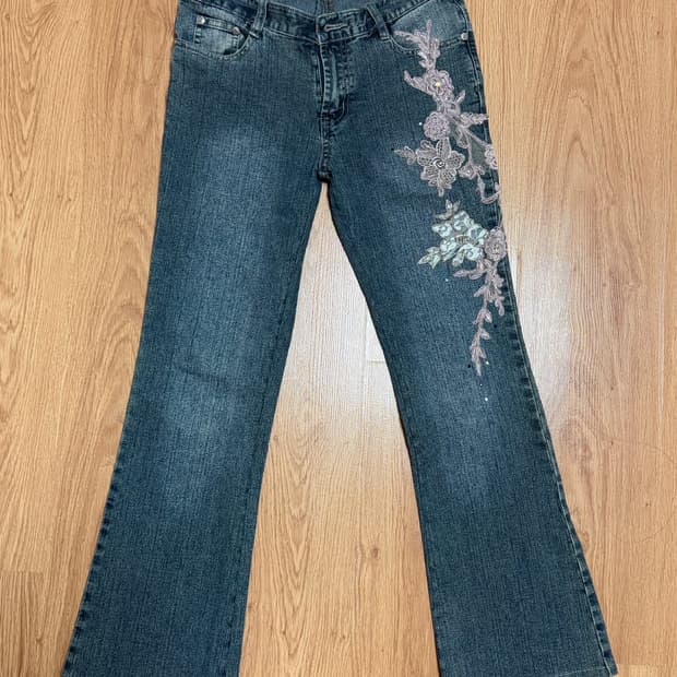 axes femme lace bootscut jeans