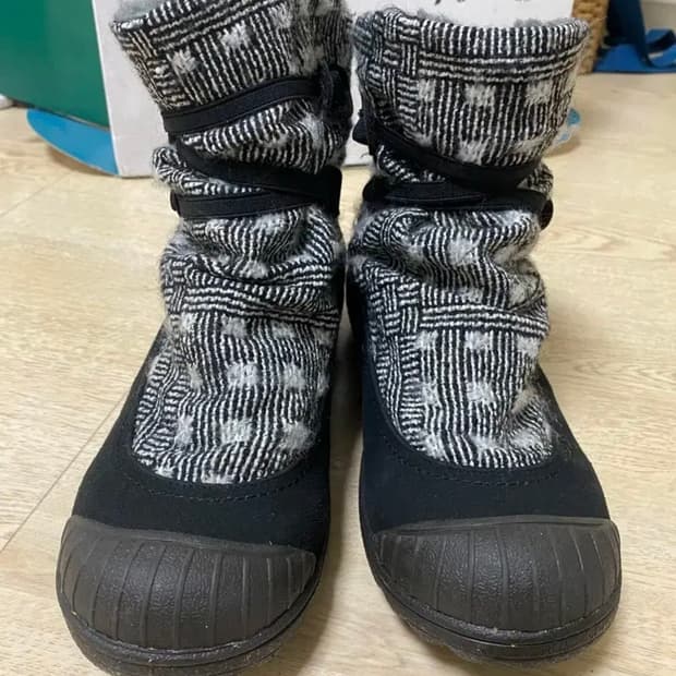 빈티지 양털부츠 235