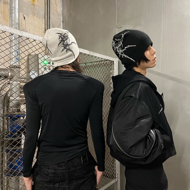 Rebel Wave graphic knit beanie