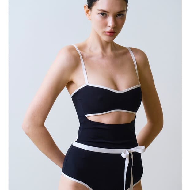 [새상품] 비나제이 블랙 라인 모노키니