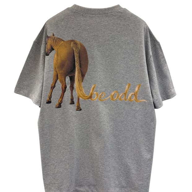 오들리워크샵 Horse 2026 Anniversary Tee