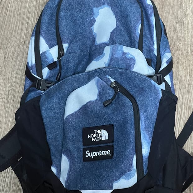 슈프림 x 노스페이스 백팩 인디고(블루)