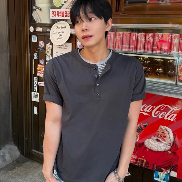 키뮤어 스트라이프 헨리넥