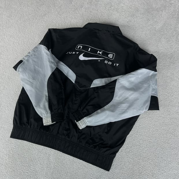 나이키 올드스쿨 바람막이 자켓 90