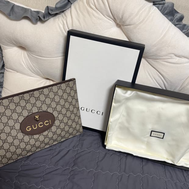 구찌 네오빈티지 클러치백