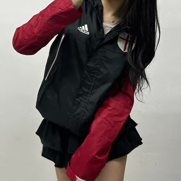 아디다스 잉글랜드 유니폼 검빨 윈드브레이커 자켓 후드집업 희귀져지(95)