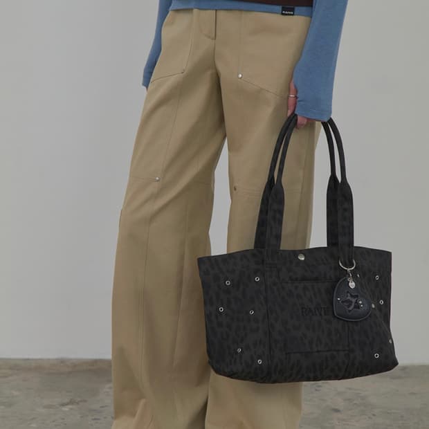 Raive 레이브 레오 숄더 (실착1회)