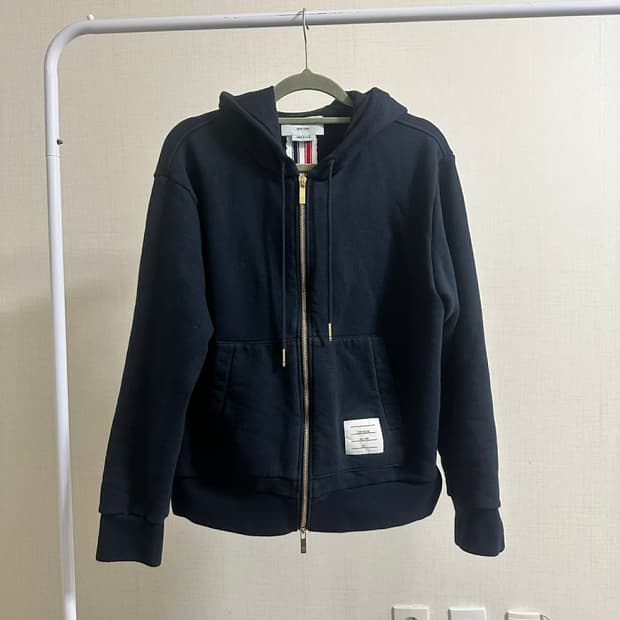 톰브라운 백삼선 후드집업 1사이즈