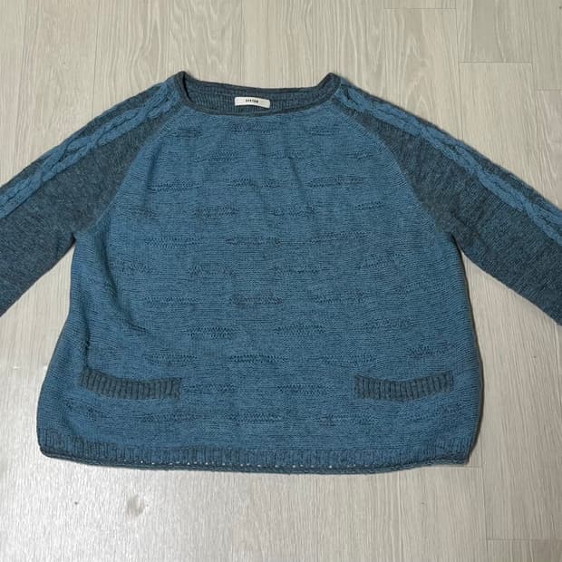 SYSTEM 니트 판매합니다