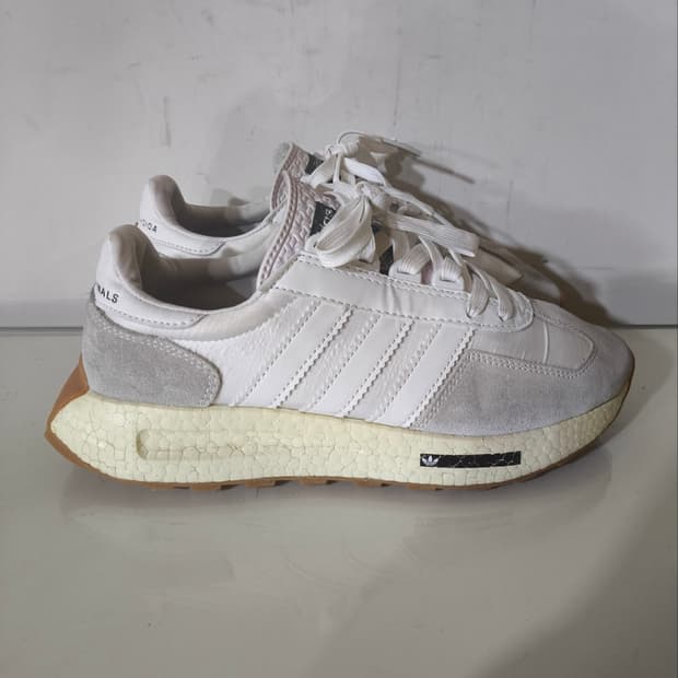 255mm 아디다스 레트로피 운동화