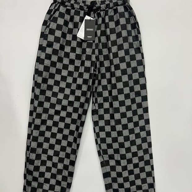 체크 바지 브라운브레스