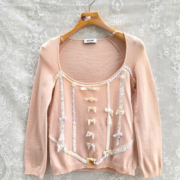 모스키노 비즈 장식 니트 블라우스 (made in italy)