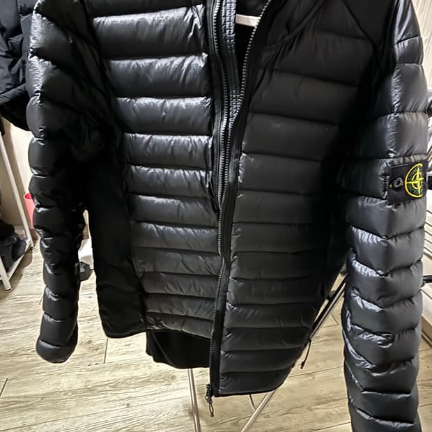 스톤아일랜드 경량 패딩