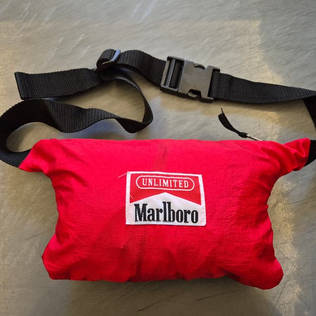 90s 말보로 아노락 패커블 백