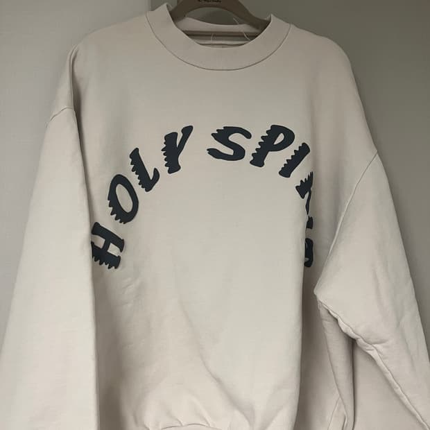 칸예 웨스트 JIK Holy spirit 크루넥