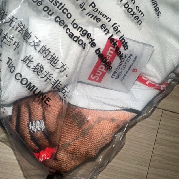 슈프림 카티 화이트 s