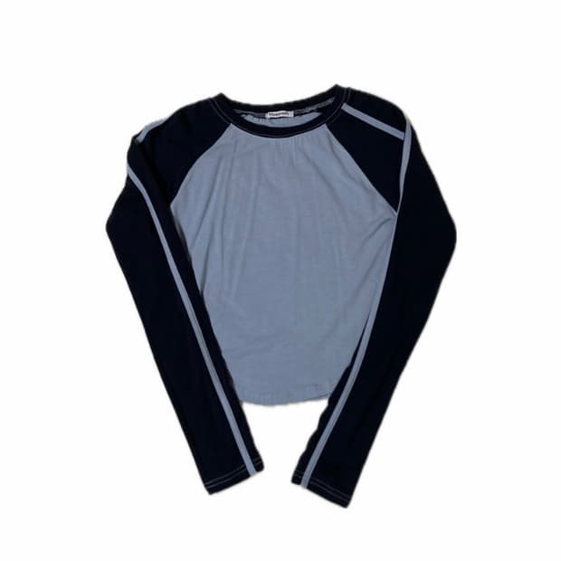 아케 긴팔 티셔츠