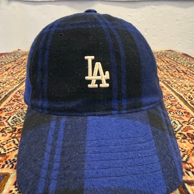 MLB 울 체크 볼캡