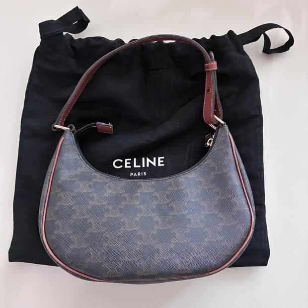 셀린느 아바백 미디움