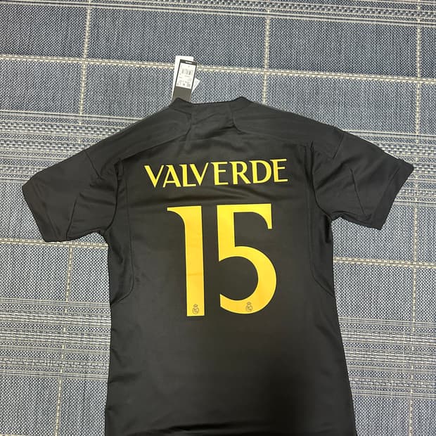 23-24 레알 마드리드 써드 발베르데 유니폼