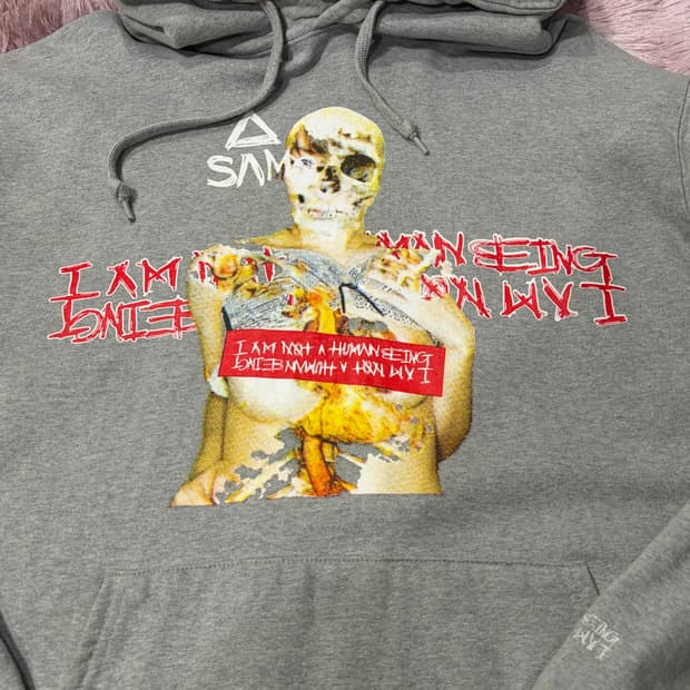 아임낫어휴먼비잉 스컬후드티