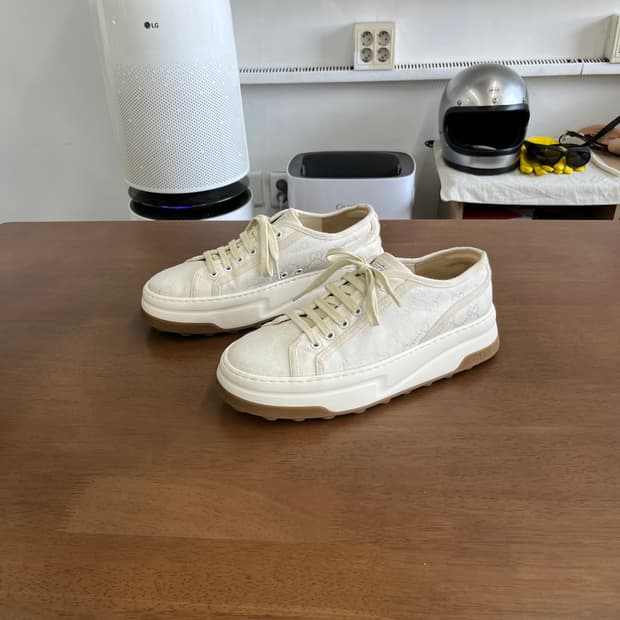 구찌 테니스 스니커즈 7.5