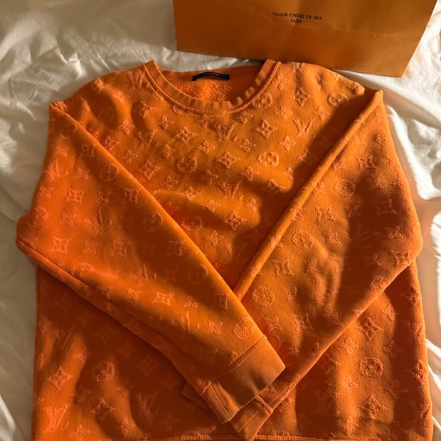 루이비통 풀 모노그램 맨투맨