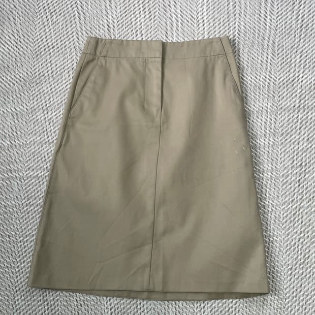 띠어리 미니멀 스트레이트 미디 스커트