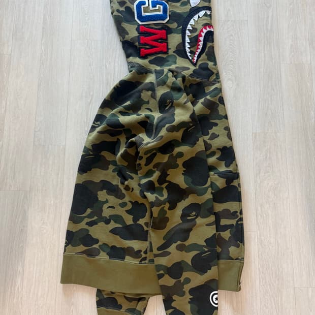 베이프 샤크후드 녹계 (L)