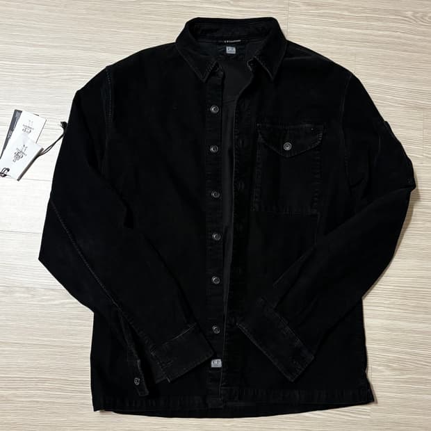 CP컴퍼니 코듀로이 롱슬리브 버튼 셔츠 남성 S 택ㅇ