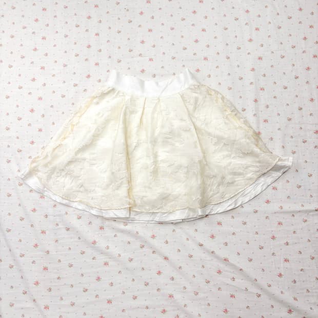 NICE CLAUP 바닐라 레이스 스커트 로걀 히메갸루