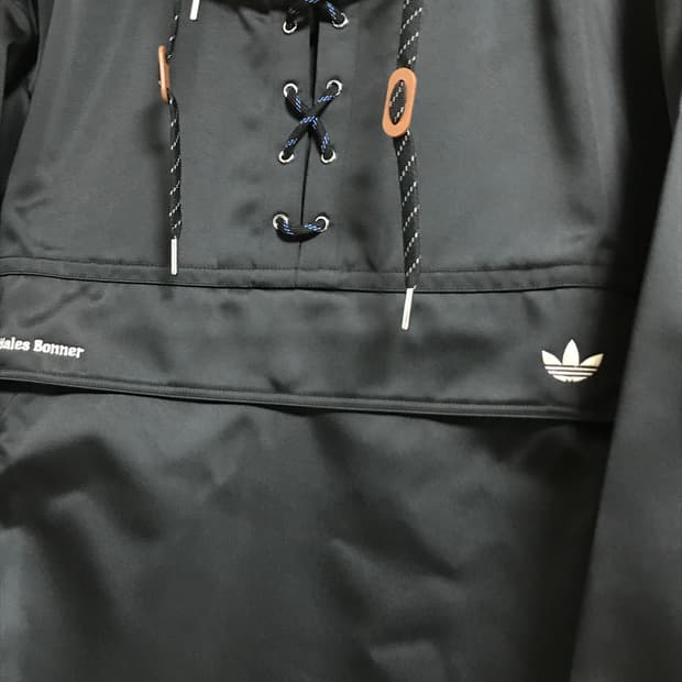 아디다스 x 웨일즈 보너 후드 아노락 재킷 블랙