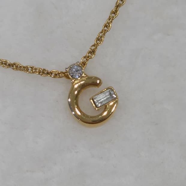 지방시 금장 G로고 펜던트 명품 목걸이