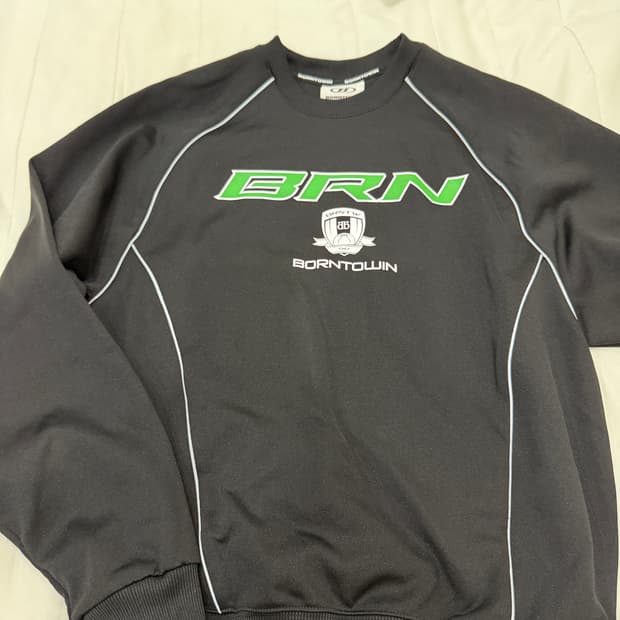 본투윈 레이싱 맨투맨 2사이즈