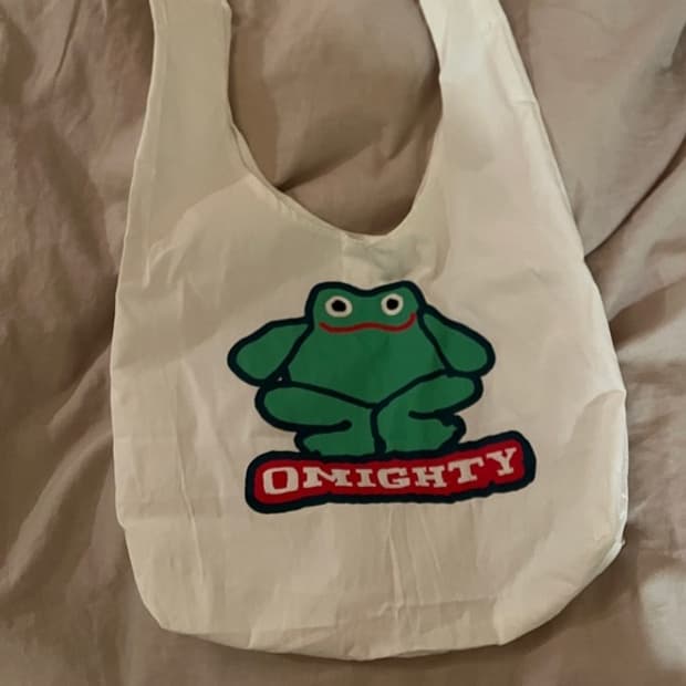 Omighty frog bag 