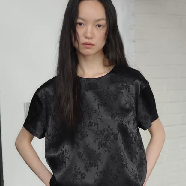 Hwi 휘 jacquard T