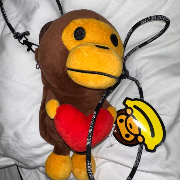 베이프 베이비마일로st 하트크로스백 