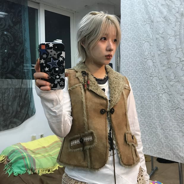 써스데이아일랜드 여성 보헤미안 스웨이드 양털 베스트자켓