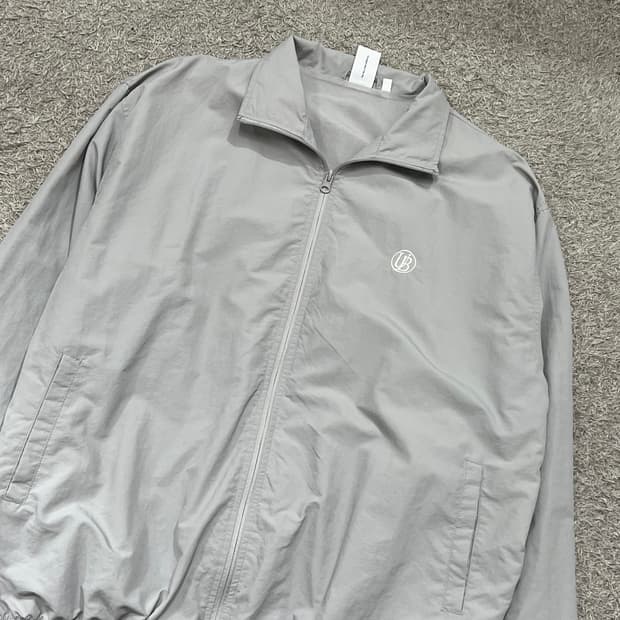 [100-105] 어반디타입 바람막이